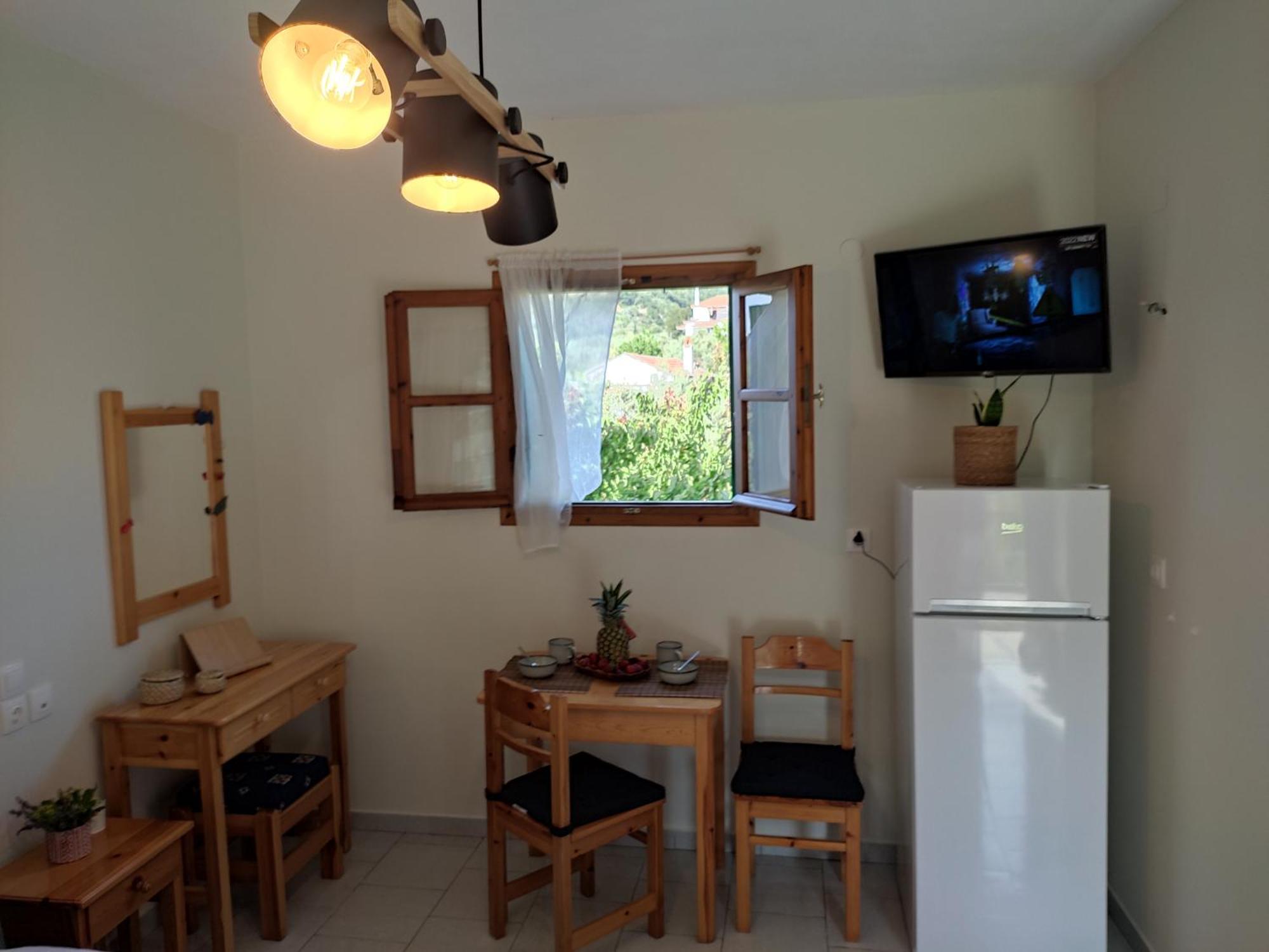 Dafnes Hotel Skopelos Town Exterior foto