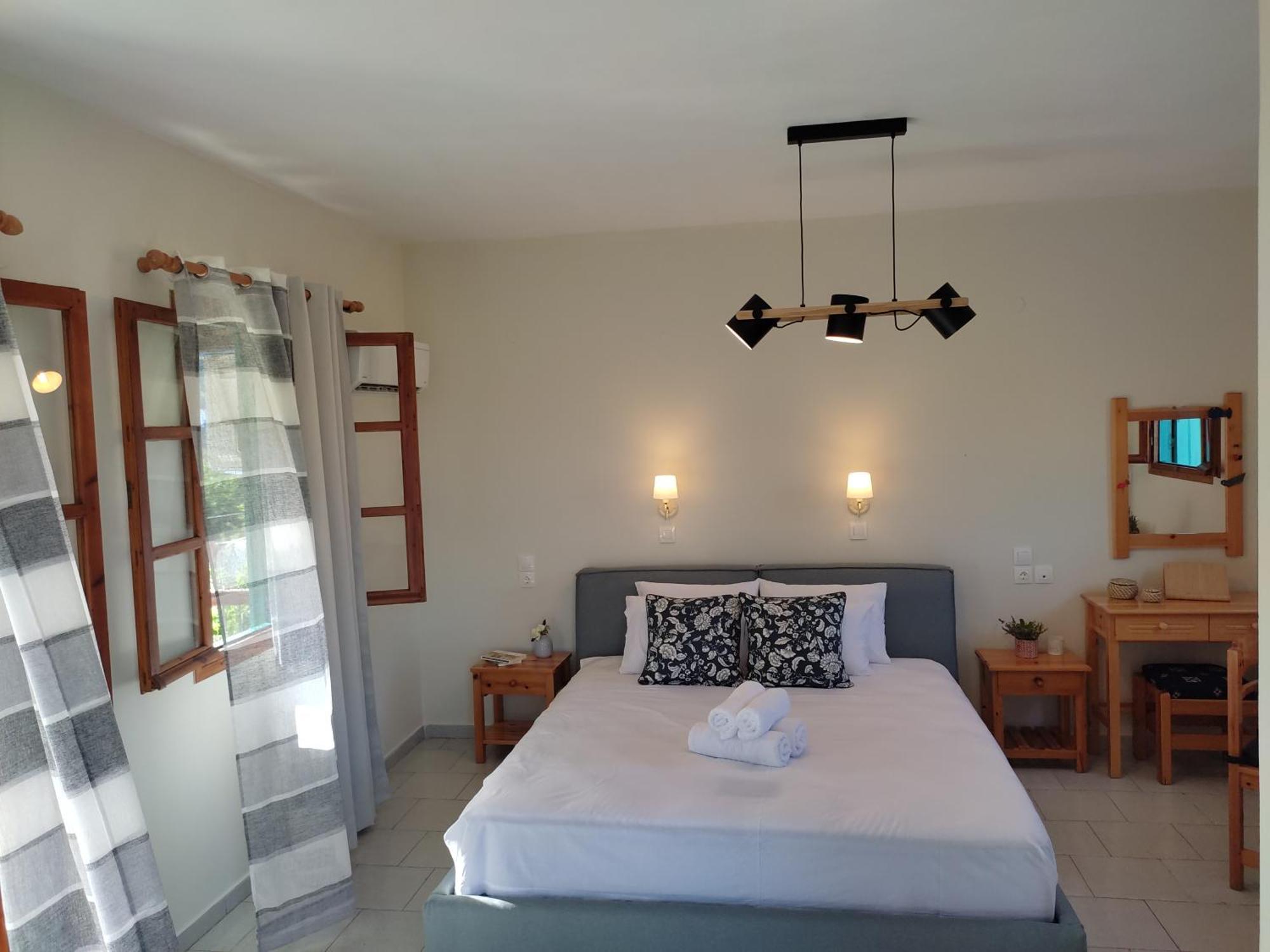 Dafnes Hotel Skopelos Town Exterior foto